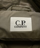 C.P COMPANY（シーピーカンパニー）ダウンジャケット/ダウンベスト カーキ サイズ:48(L位) メンズ/2200730167020