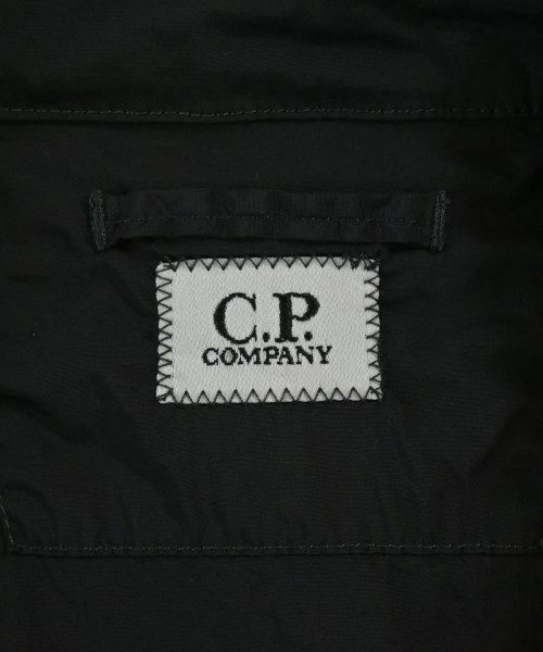 C.P COMPANY（シーピーカンパニー）その他 黒 サイズ:50(XL位) メンズ/2200685855102