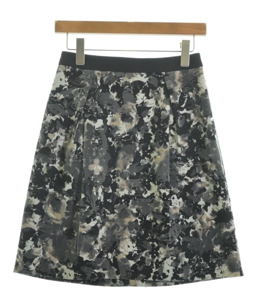 インディヴィ(INDIVI)のINDIVI ひざ丈スカート