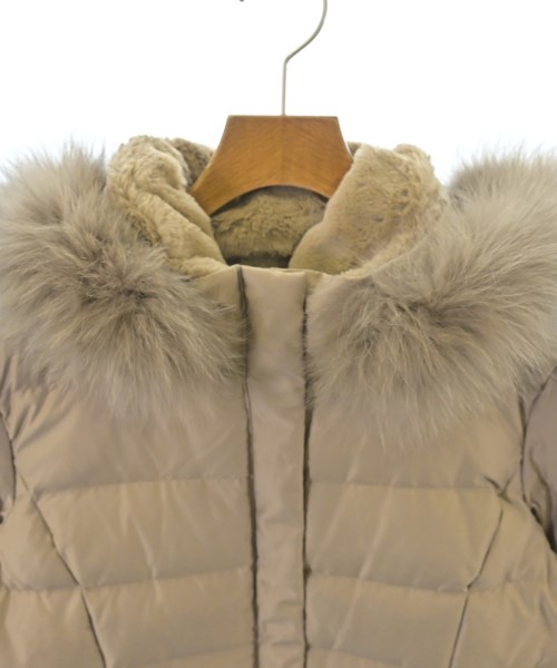 INDIVI（インディヴィ）ダウンジャケット/ダウンベスト ベージュ サイズ:38(M位) レディース/2200633592035