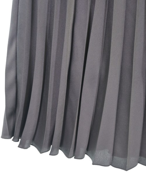 INDIVI（インディヴィ）ロング・マキシ丈スカート グレー サイズ:38(M位) レディース/2200613838047