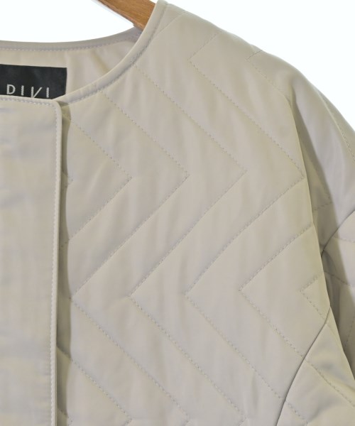 INDIVI（インディヴィ）ダウンジャケット/ダウンベスト グレー サイズ:38(M位) レディース/2200645969023