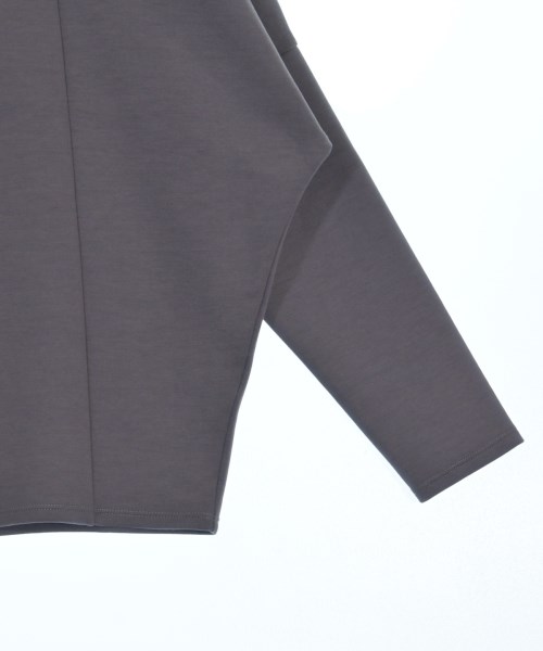 INDIVI（インディヴィ）Tシャツ・カットソー グレー サイズ:38(M位) レディース/2200659933126