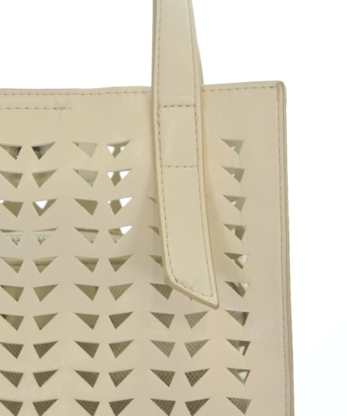 INDIVI（インディヴィ）ハンドバッグ 白 サイズ:- レディース/2200667664036