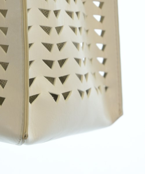 INDIVI（インディヴィ）ハンドバッグ 白 サイズ:- レディース/2200667664036