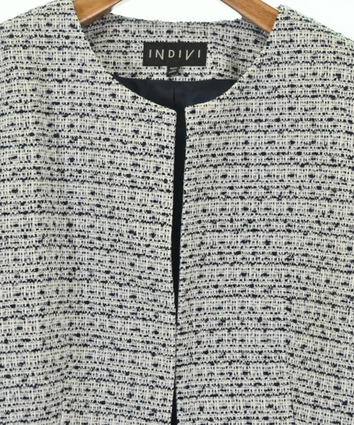 INDIVI（インディヴィ）ノーカラージャケット 白 サイズ:13(XL位) レディース/2200683476071