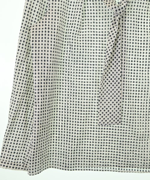 UNTITLED（アンタイトル）ブラウス 白 サイズ:2(M位) レディース/2200628768056