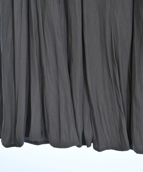 UNTITLED（アンタイトル）ロング・マキシ丈スカート グレー サイズ:-(M位) レディース/2200614414097