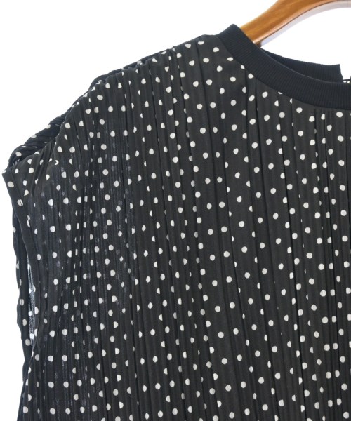 UNTITLED（アンタイトル）ブラウス 黒 サイズ:2(M位) レディース/2200637829540