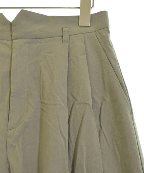 UNTITLED（アンタイトル）その他 カーキ サイズ:2(M位) レディース/2200643030022