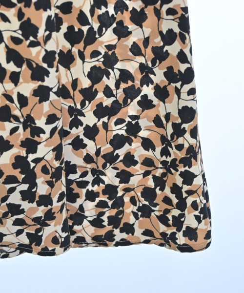 UNTITLED（アンタイトル）ロング・マキシ丈スカート 白 サイズ:3(L位) レディース/2200664877262