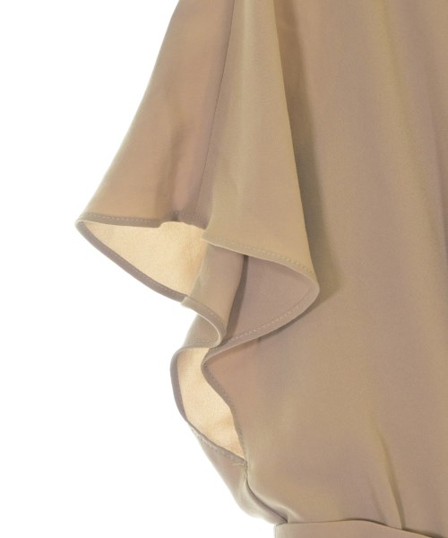 UNTITLED（アンタイトル）ワンピース ベージュ サイズ:2(M位) レディース/2200666854049