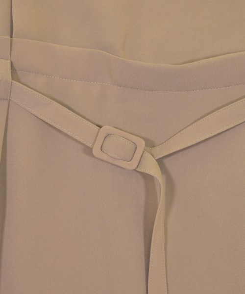 UNTITLED（アンタイトル）ワンピース ベージュ サイズ:2(M位) レディース/2200666854049