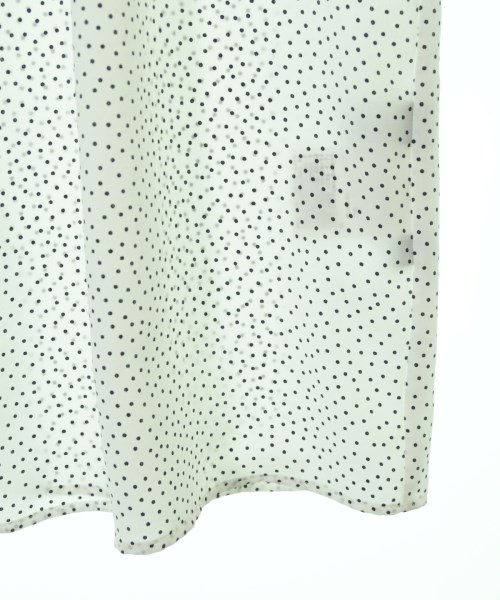UNTITLED（アンタイトル）ブラウス 白 サイズ:2(M位) レディース/2200723658214