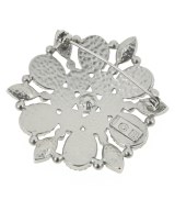 I C B（アイシービー）ブローチ・コサージュ オレンジ サイズ:- レディース/2200639918112