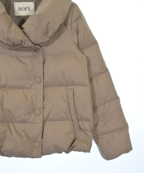 ROPE（ロペ）ダウンジャケット/ダウンベスト ベージュ サイズ:36(S位) レディース/2200620424035