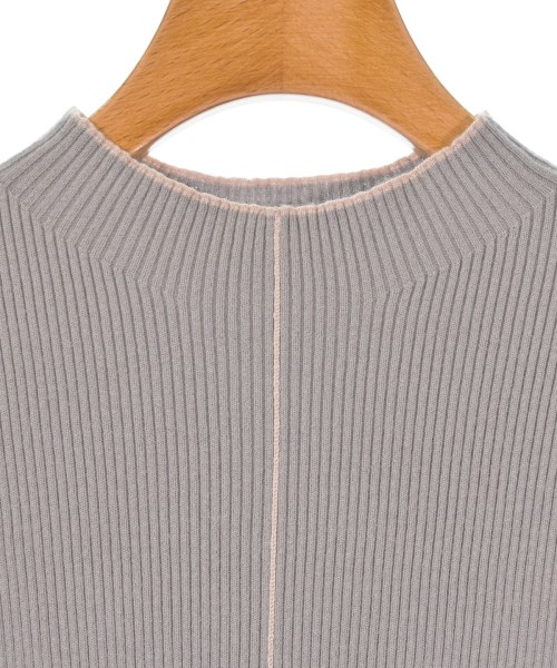 NATURAL BEAUTY BASIC（ナチュラルビューティーベーシック）ニット・セーター グレー サイズ:F レディース/2200613473040