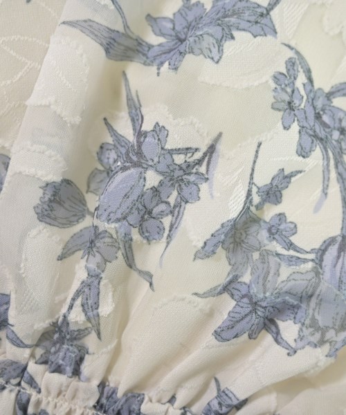 NATURAL BEAUTY BASIC（ナチュラルビューティーベーシック）カジュアルシャツ 白 サイズ:F レディース/2200622305103