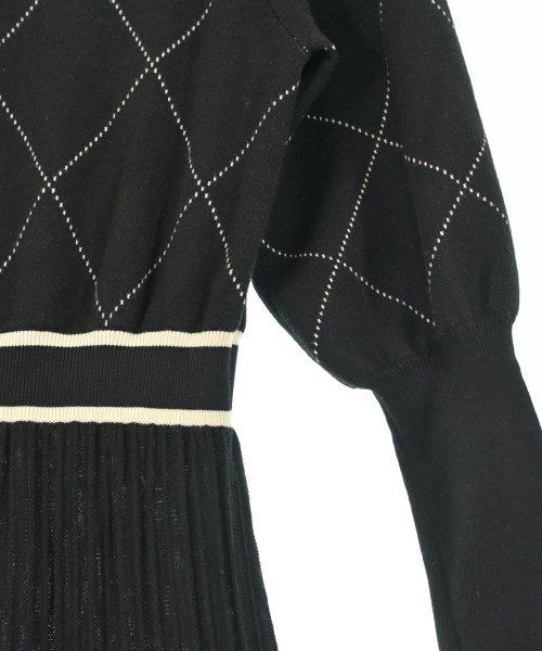 NATURAL BEAUTY BASIC（ナチュラルビューティーベーシック）ワンピース 黒 サイズ:M レディース/2200667800021