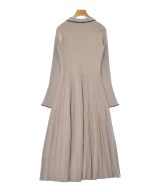 NATURAL BEAUTY BASIC（ナチュラルビューティーベーシック）ワンピース ベージュ サイズ:M レディース/2200692066010
