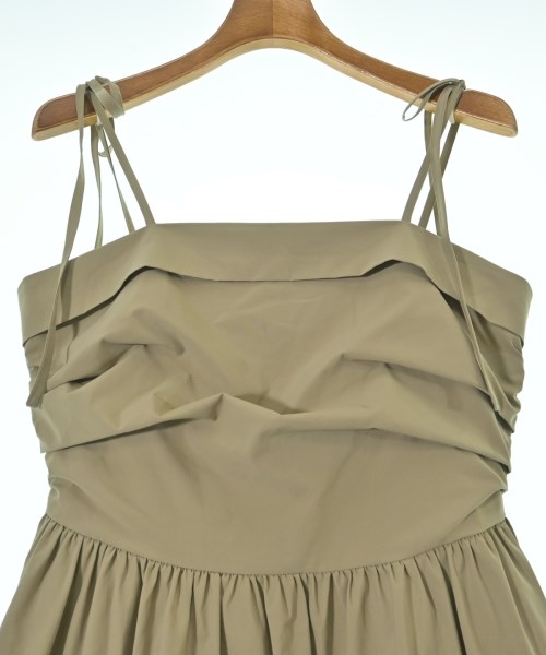 NATURAL BEAUTY BASIC（ナチュラルビューティーベーシック）ワンピース ベージュ サイズ:PS レディース/2200650632028