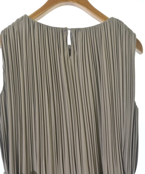 NATURAL BEAUTY BASIC（ナチュラルビューティーベーシック）ワンピース グレー サイズ:S レディース/2200658944048