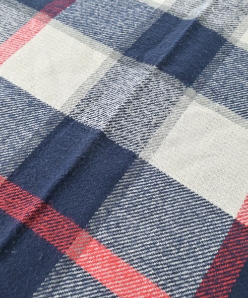 NATURAL BEAUTY BASIC（ナチュラルビューティーベーシック）マフラー 紺 サイズ:- レディース/2200645394047