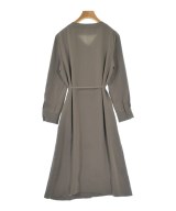 NATURAL BEAUTY BASIC（ナチュラルビューティーベーシック）ワンピース カーキ サイズ:S レディース/2200649992010