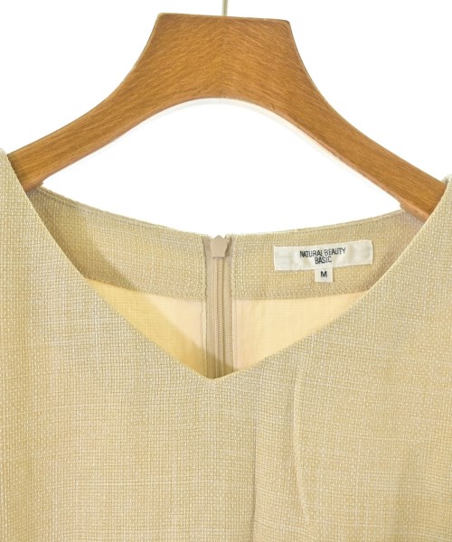 NATURAL BEAUTY BASIC（ナチュラルビューティーベーシック）ワンピース ベージュ サイズ:M レディース/2200652901429