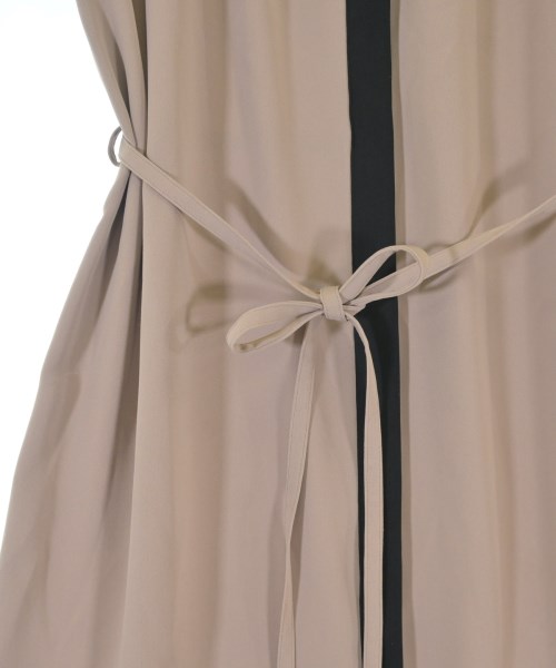 NATURAL BEAUTY BASIC（ナチュラルビューティーベーシック）ワンピース ベージュ サイズ:S レディース/2200706633054