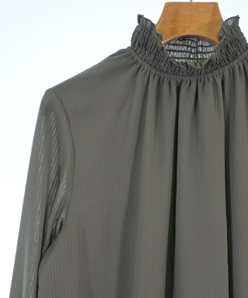 NATURAL BEAUTY BASIC（ナチュラルビューティーベーシック）ブラウス グレー サイズ:M レディース/2200686096016