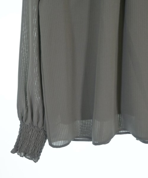NATURAL BEAUTY BASIC（ナチュラルビューティーベーシック）ブラウス グレー サイズ:M レディース/2200686096016
