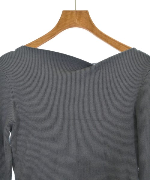 NATURAL BEAUTY BASIC（ナチュラルビューティーベーシック）ニット・セーター グレー サイズ:F レディース/2200682541060