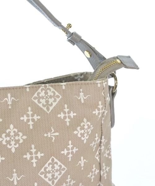 russet（ラシット）ショルダーバッグ ベージュ サイズ:- レディース/2200645138238