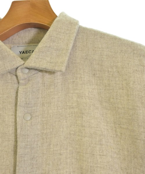 YAECA（ヤエカ）カジュアルシャツ ベージュ サイズ:S メンズ/2200671579142