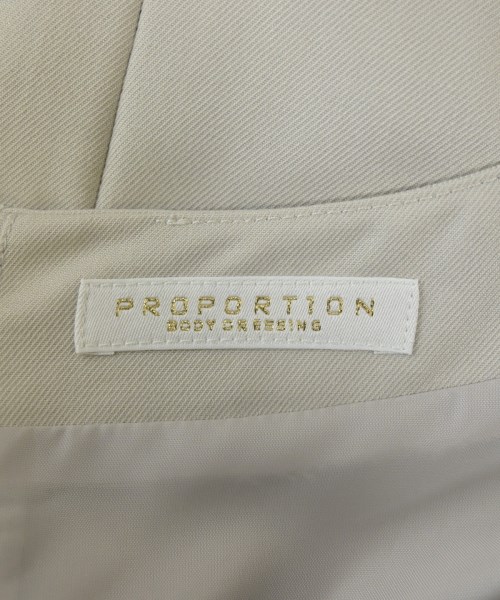 PROPORTION BODY DRESSING（プロポーションボディードレッシング）ワンピース ベージュ サイズ:M レディース/2200642748942