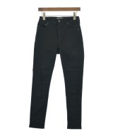 YANUK デニムパンツ