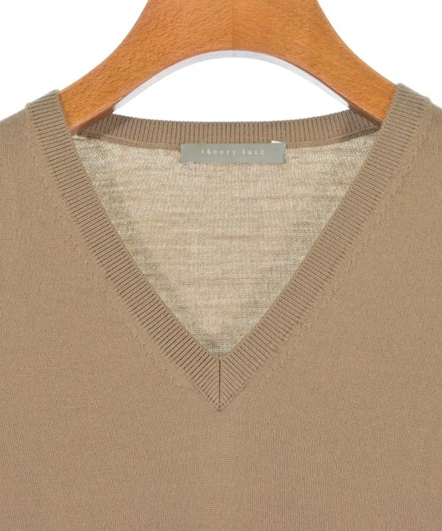 theory luxe（セオリーリュクス）ニット・セーター ベージュ サイズ:32(XXS位) レディース/2200626824136