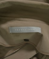 theory luxe（セオリーリュクス）その他 ベージュ サイズ:38(M位) レディース/2200657832841