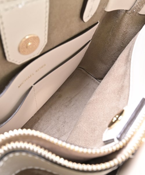 MICHAEL MICHAEL KORS（マイケルマイケルコース）ショルダーバッグ ベージュ サイズ:- レディース/2200624152415