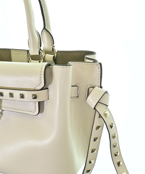 MICHAEL MICHAEL KORS（マイケルマイケルコース）ショルダーバッグ ベージュ サイズ:- レディース/2200624152415