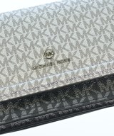 MICHAEL MICHAEL KORS（マイケルマイケルコース）ショルダーバッグ シルバー サイズ:- レディース/2200637685238