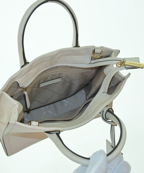 MICHAEL MICHAEL KORS（マイケルマイケルコース）ショルダーバッグ 白 サイズ:- レディース/2200650493025