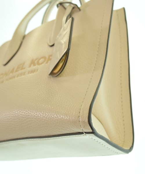 MICHAEL MICHAEL KORS（マイケルマイケルコース）ショルダーバッグ 白 サイズ:- レディース/2200650493025