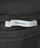 FRAMeWORK（フレームワーク）Tシャツ・カットソー グレー サイズ:-(M位) レディース/2200640127039