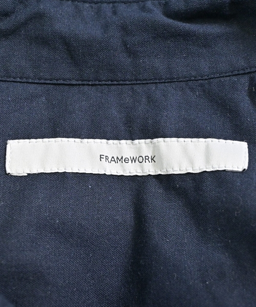 FRAMeWORK（フレームワーク）カジュアルシャツ 紺 サイズ:F レディース/2200612607040