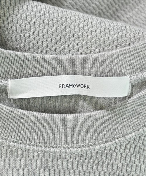 FRAMeWORK（フレームワーク）Tシャツ・カットソー グレー サイズ:F レディース/2200690113037