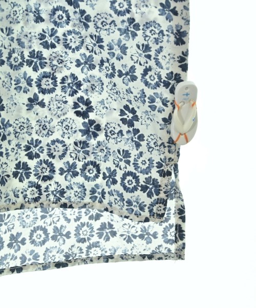 ViN（ヴィン）カジュアルシャツ 白 サイズ:0(S位) レディース/2200647271087