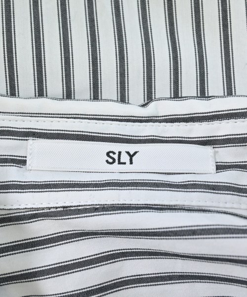 SLY（スライ）カジュアルシャツ 白 サイズ:F レディース/2200677391021