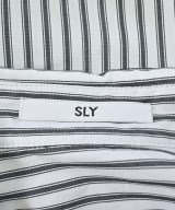 SLY（スライ）カジュアルシャツ 白 サイズ:F レディース/2200677391021